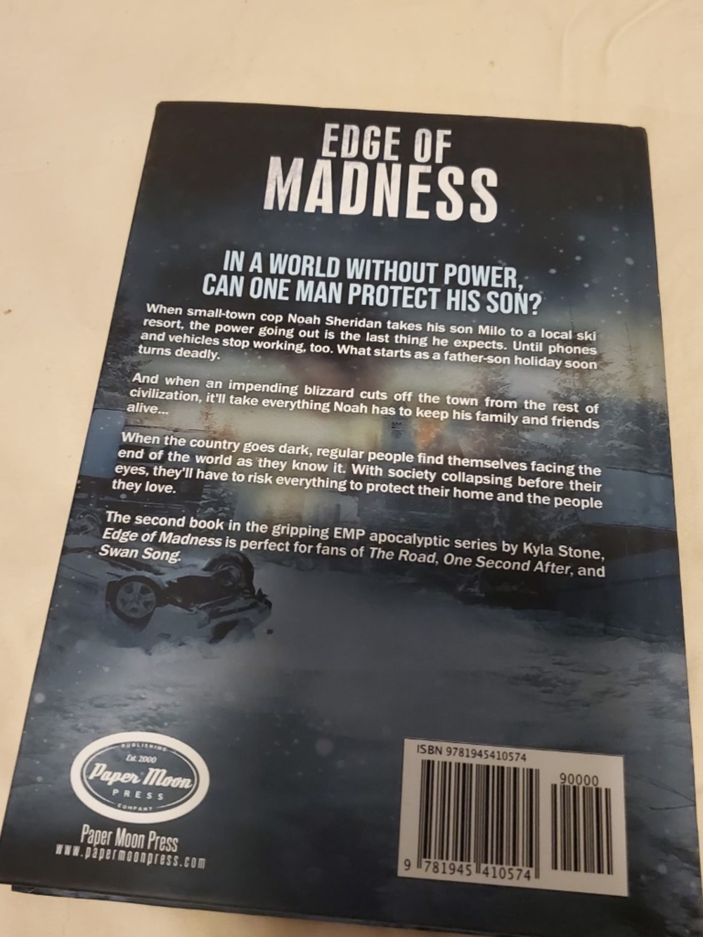 Books - Picture 5 of 9